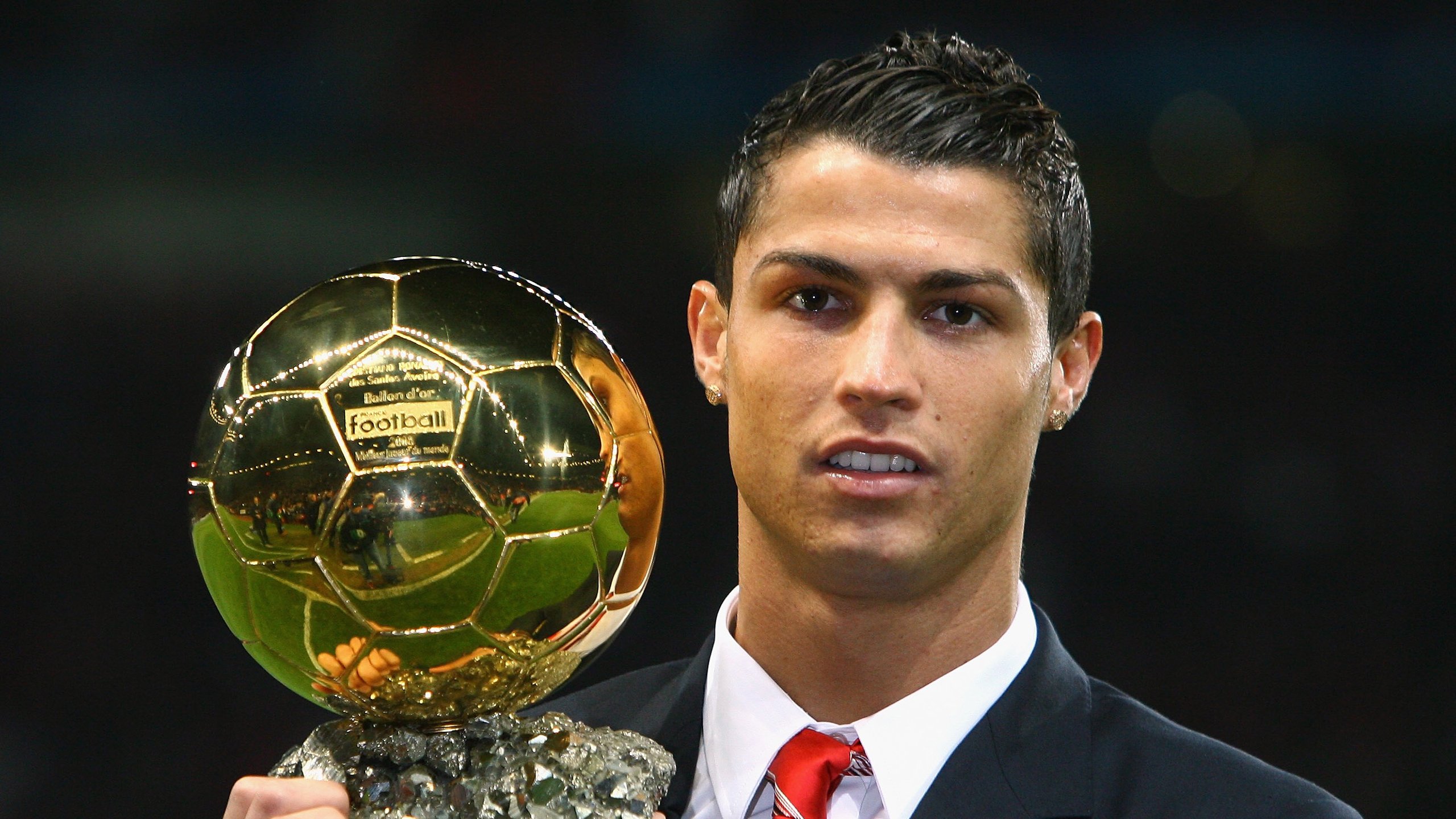 PSG管理层承诺加大投入优化阵容，psg人员